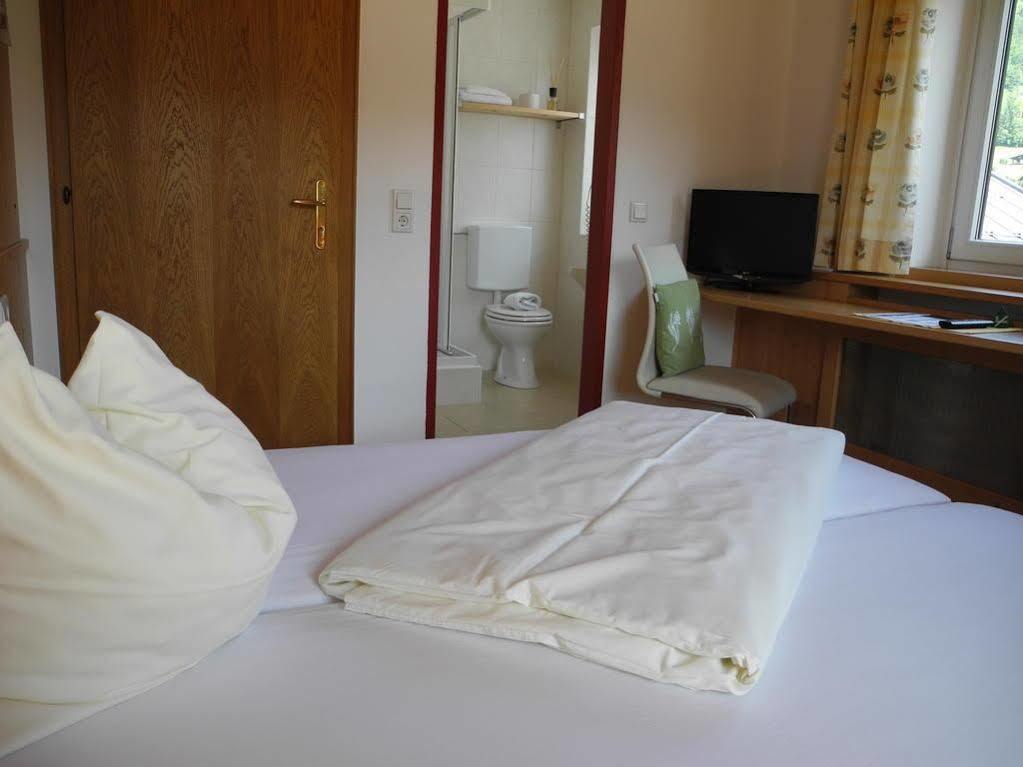 Hotel Gasthof Eschbacher Piesendorf Buitenkant foto