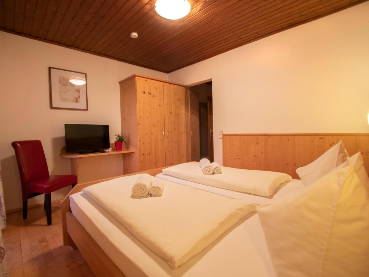 Hotel Gasthof Eschbacher Piesendorf Buitenkant foto
